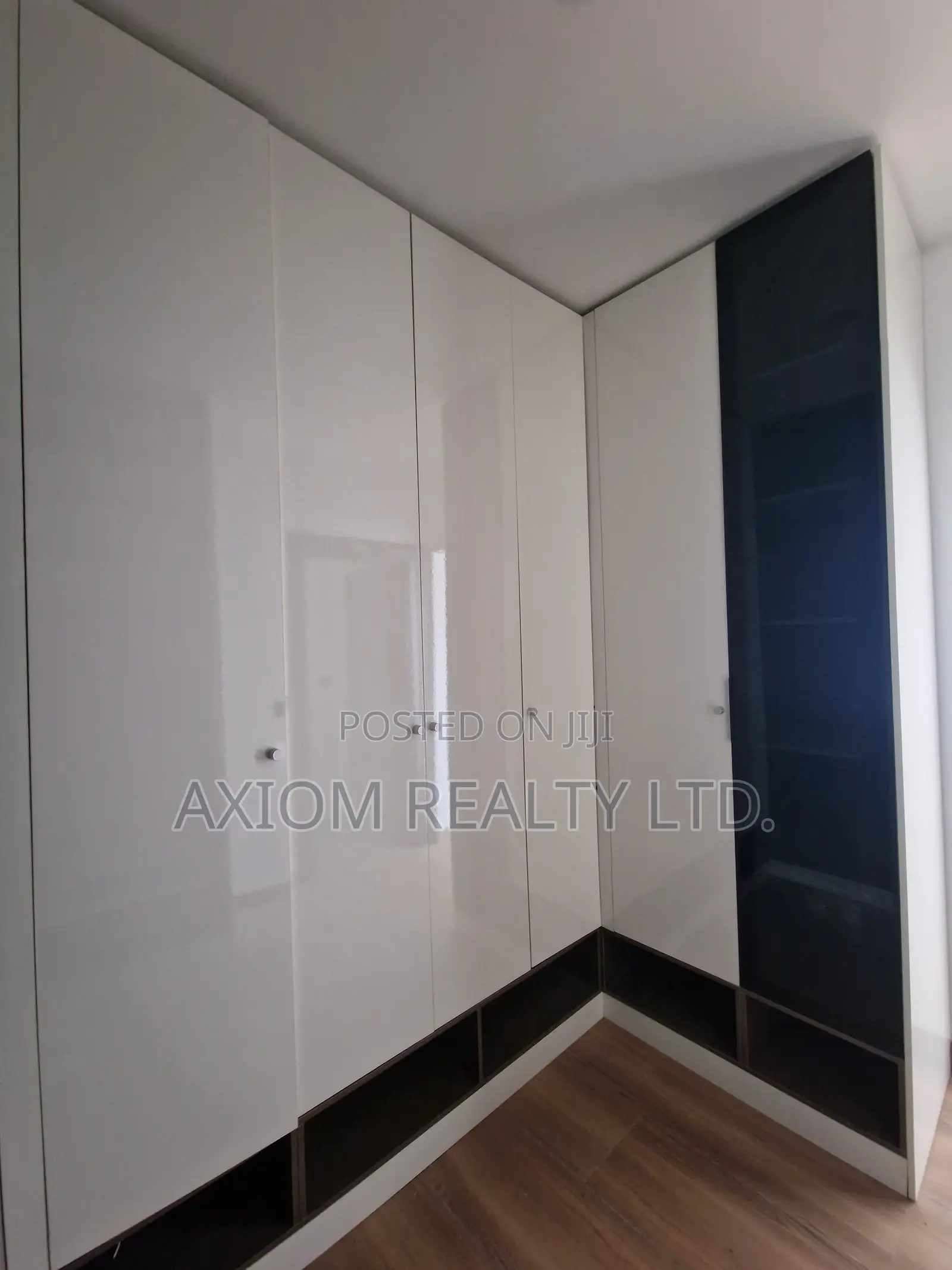 3bdrm Apartment in Banana Island for rent