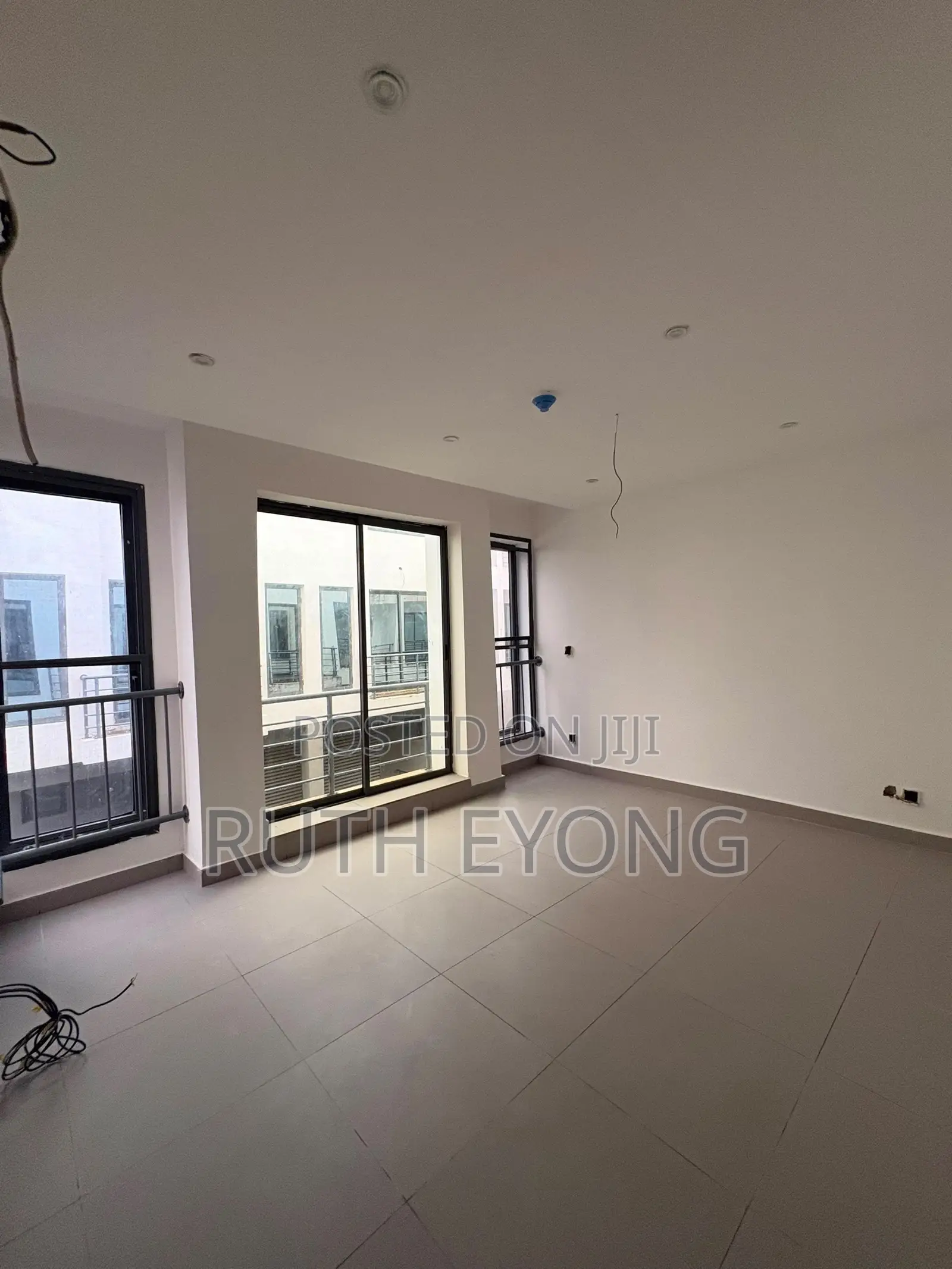 5bdrm House in ๐ง๐๐ถ๐ป๐๐ฎ๐ธ๐ฒ ๐๐๐๐ฎ๐๐ฒ, Chevron for rent