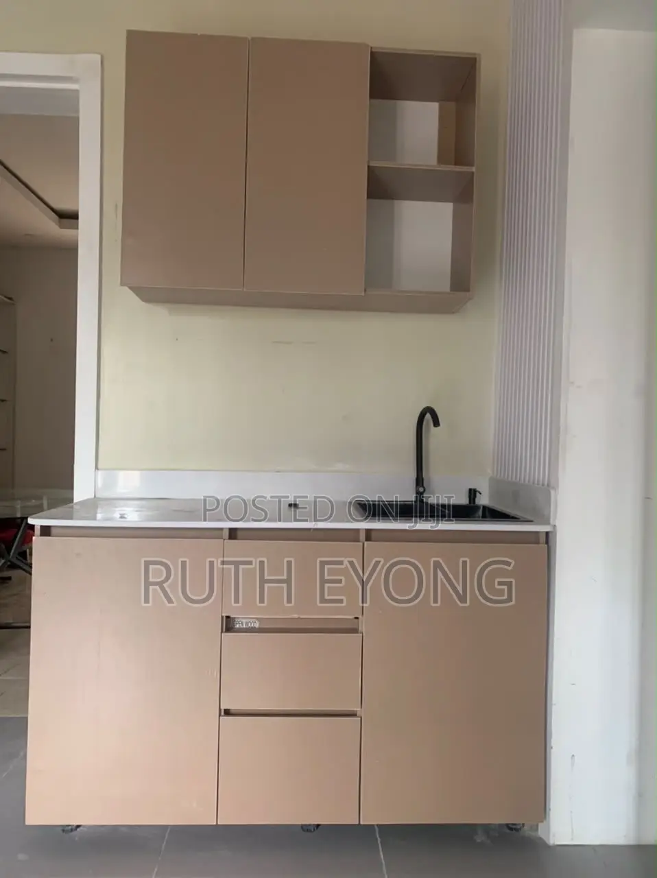 1bdrm Apartment in Vi, Adeola Odeku for rent