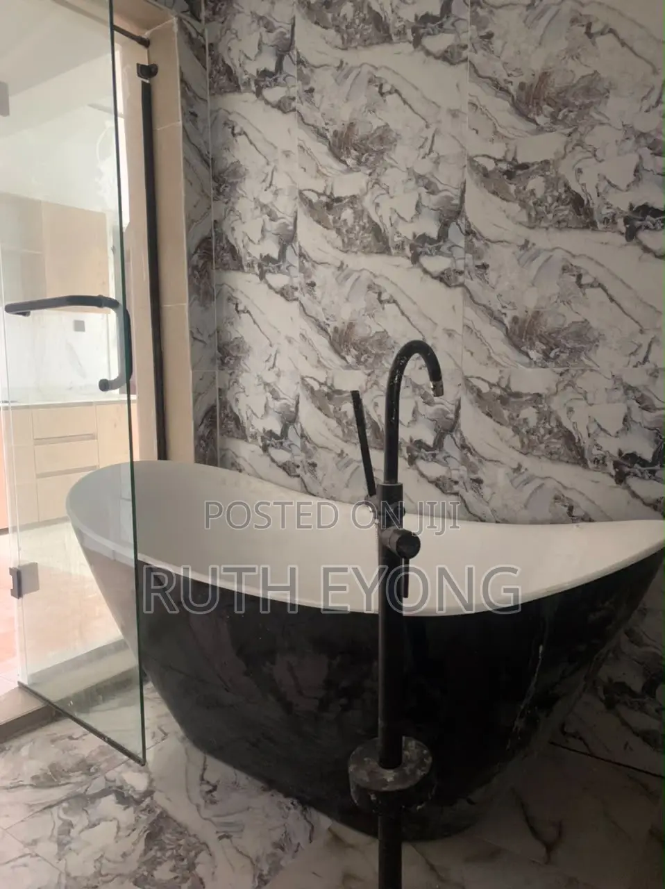 1bdrm Apartment in Vi, Adeola Odeku for rent