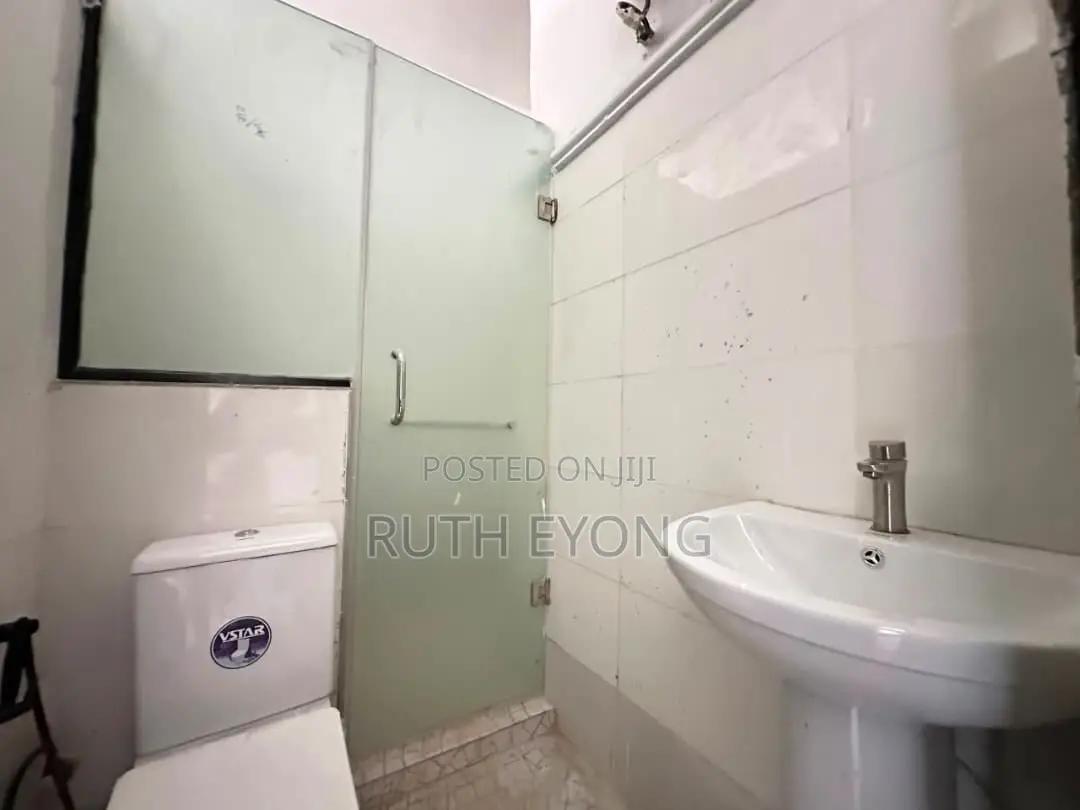 Furnished 2bdrm Townhouse / Terrace in Around Skymall, Sangotedo