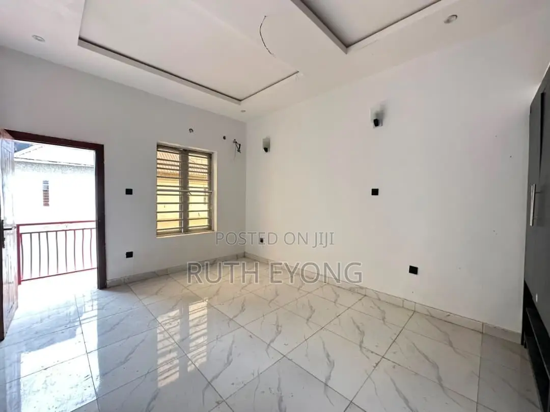 Furnished 2bdrm Townhouse / Terrace in Around Skymall, Sangotedo