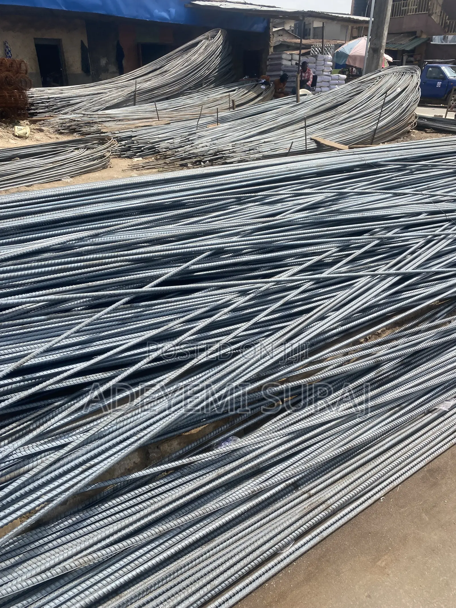 Standard TMT and Ordinary Iron Rod