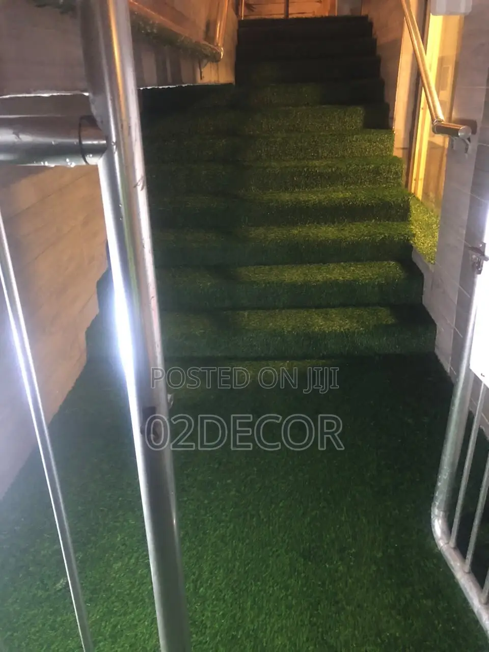 Smooth Plain Rugs for Staircase (Easy Maintenance)