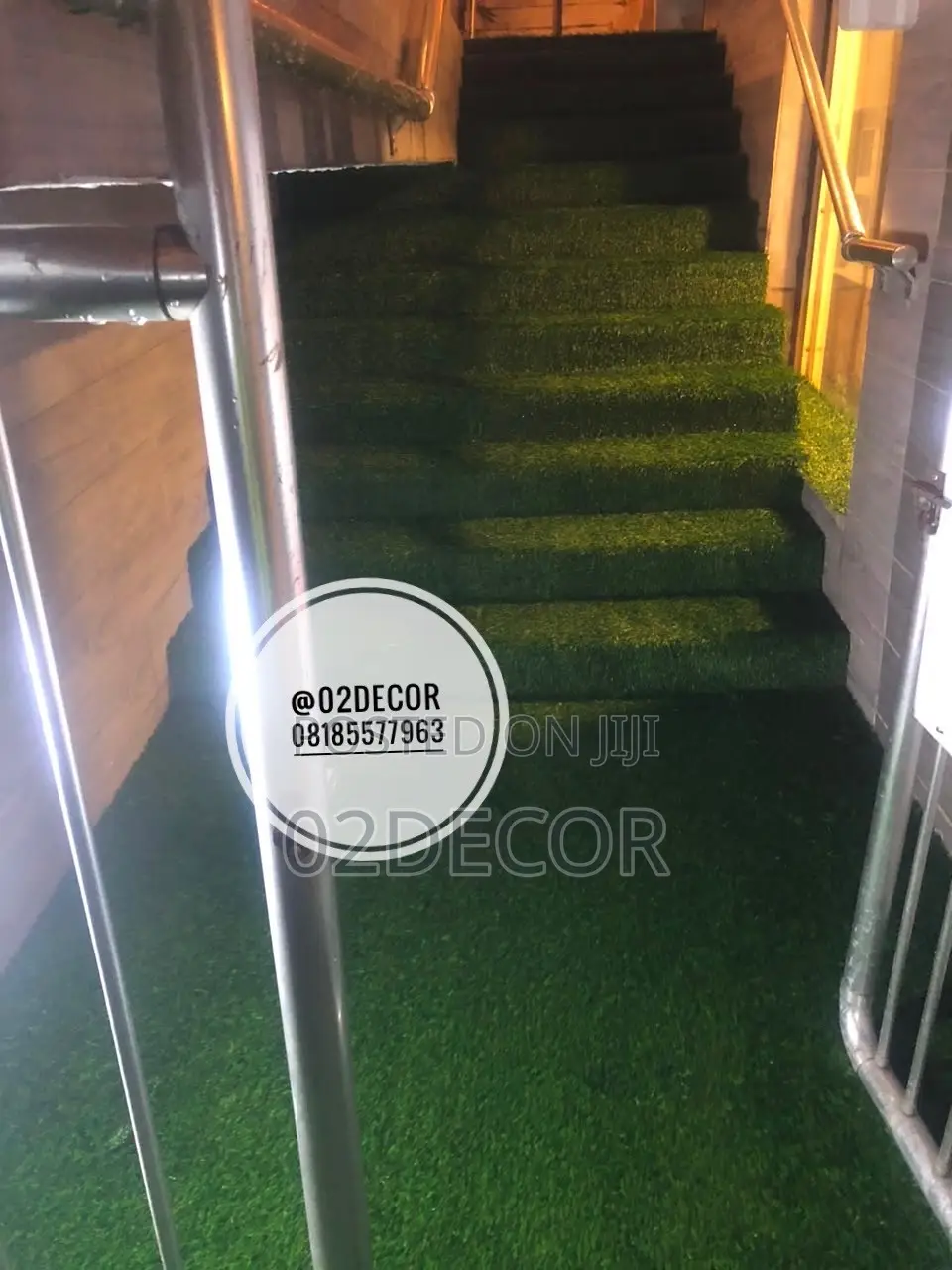 Smooth Plain Rugs for Staircase (Easy Maintenance)