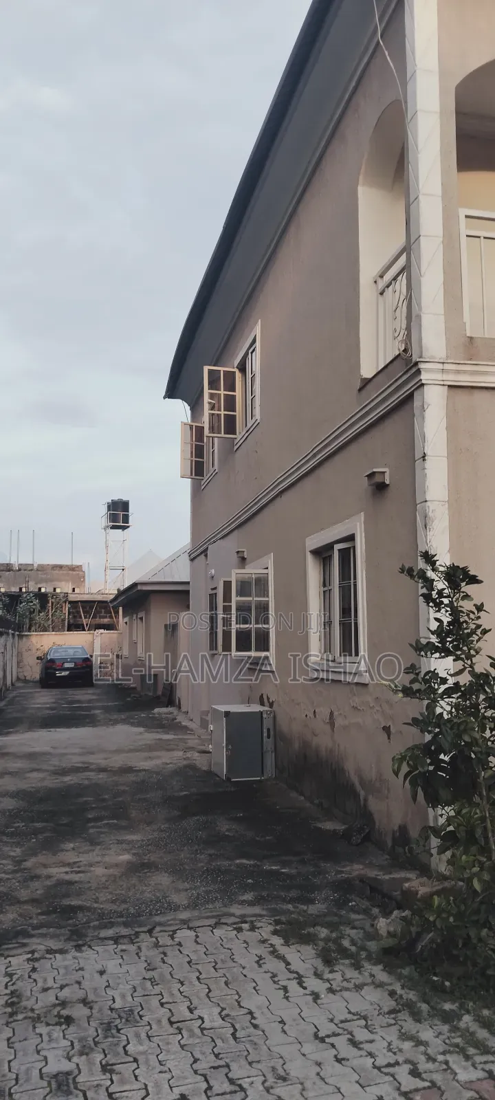 1bdrm House in Amac Housing Estate, Lugbe District for rent