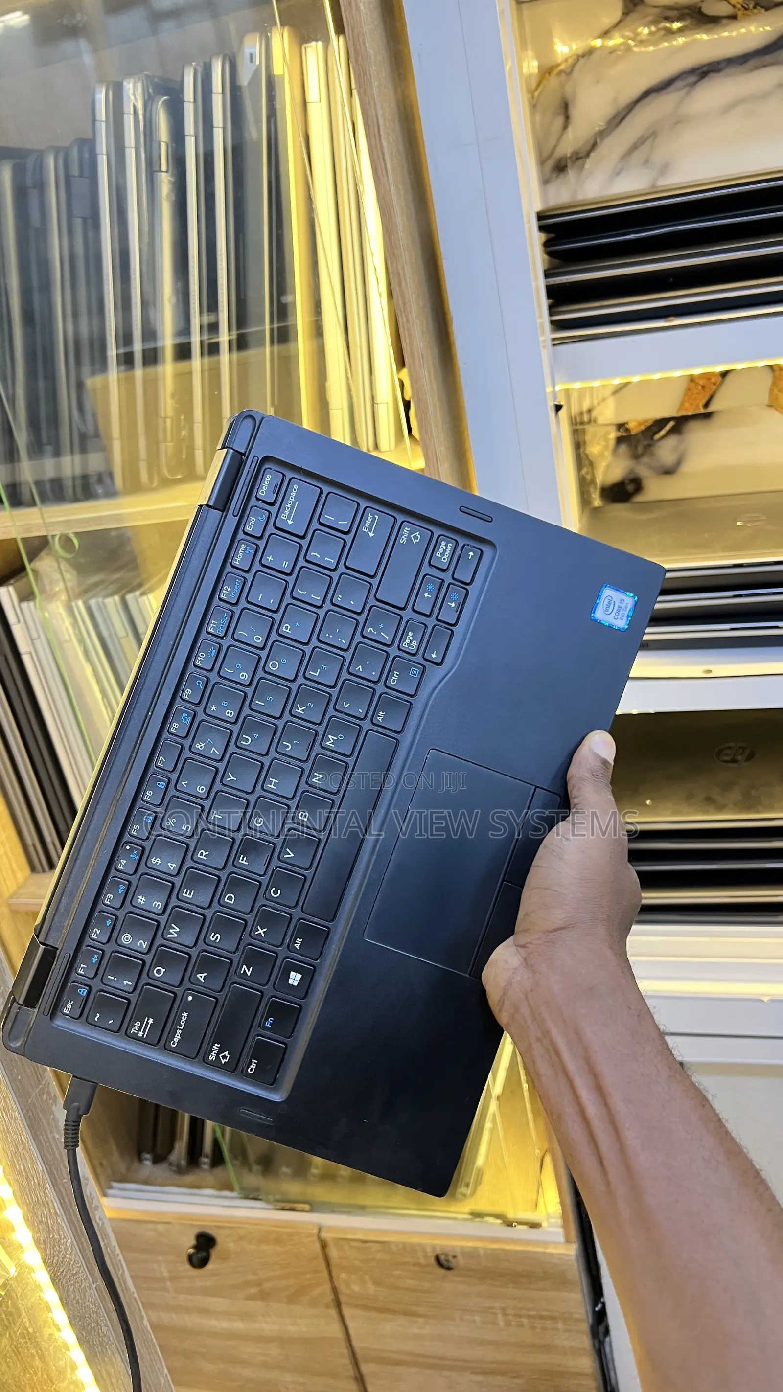 Laptop Dell Latitude 7390 2-in-1 8GB Intel Core i5 SSD 256GB