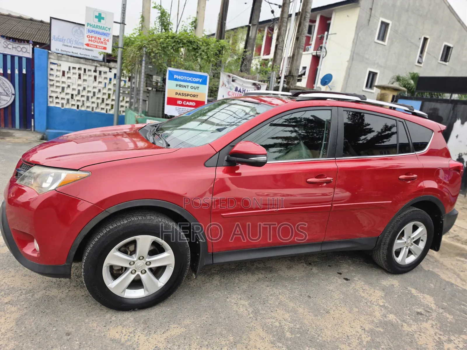 Toyota RAV4 XLE AWD (2.5L 4cyl 6A) 2013 Red