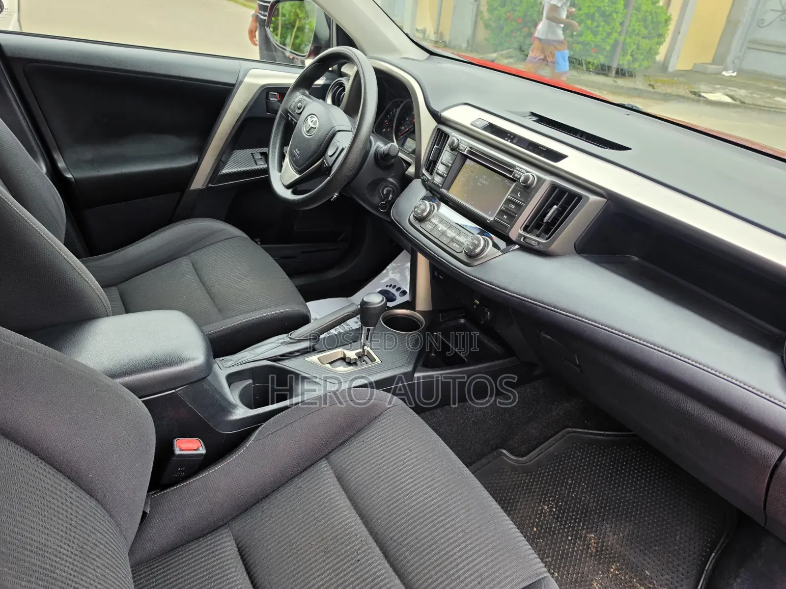 Toyota RAV4 XLE AWD (2.5L 4cyl 6A) 2013 Red