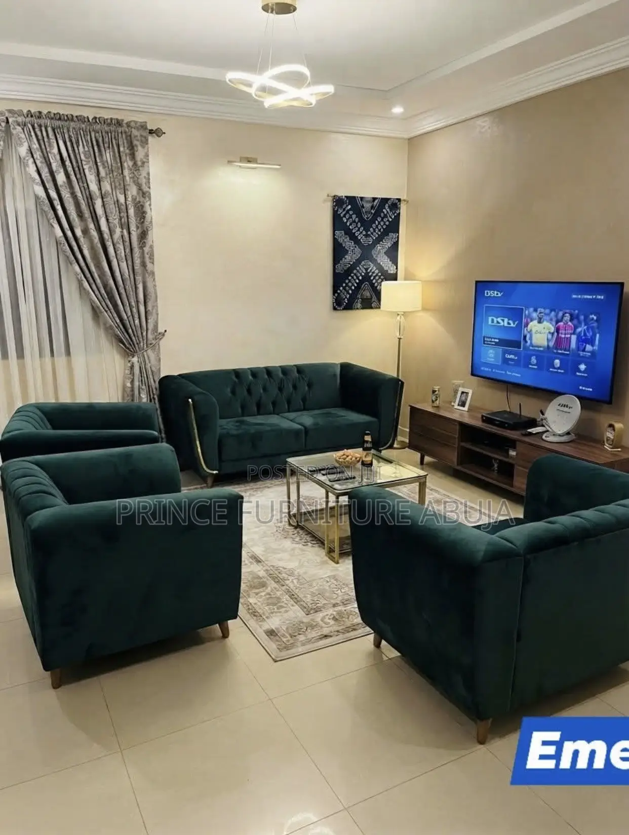 Premium Seller || Luxury Emerald Green 7-Seater Velvet Sofa Set||Abuja