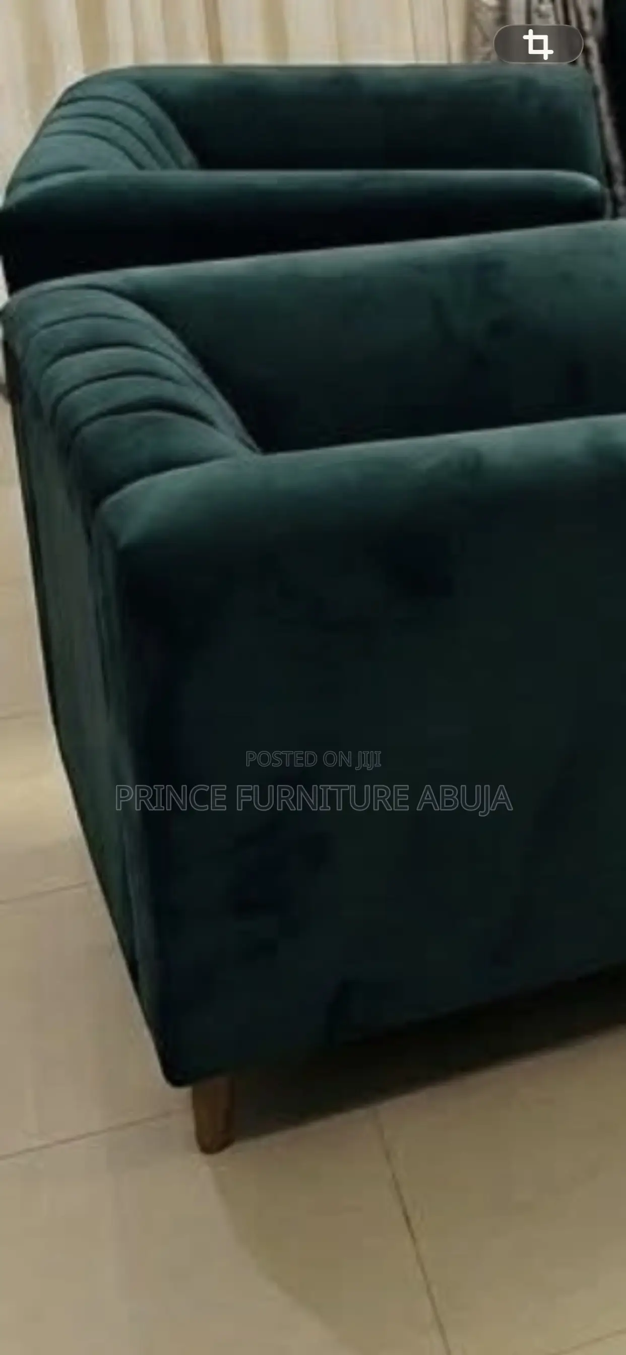 Premium Seller || Luxury Emerald Green 7-Seater Velvet Sofa Set||Abuja