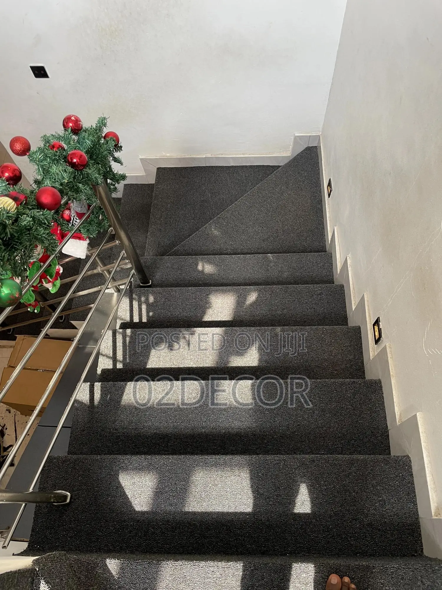 Plain Gray Rugs for Staircase