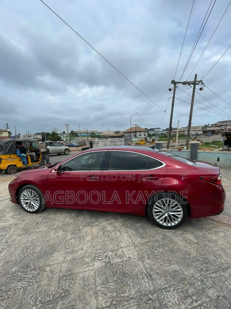 Lexus ES 2013 Red