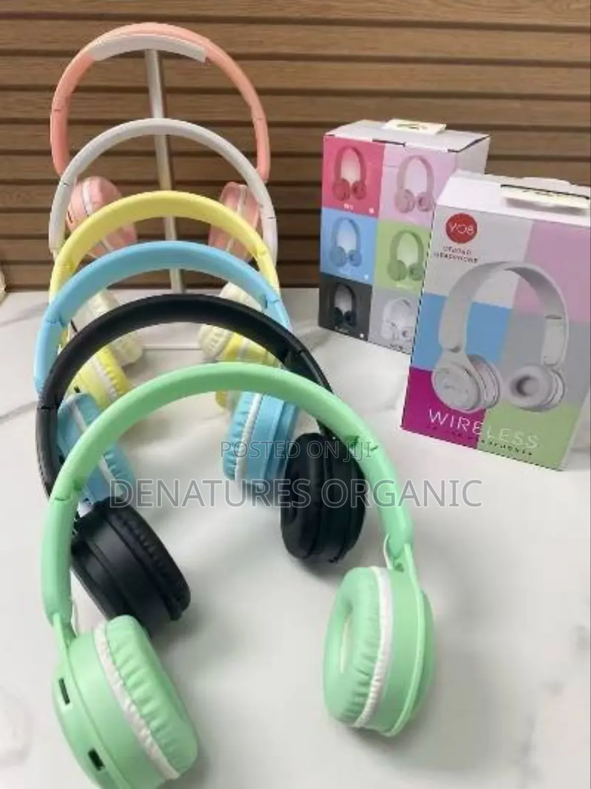 Y08 Foldable Wireless Bluetooth 5.0 Over-Ear Headphones With Mic