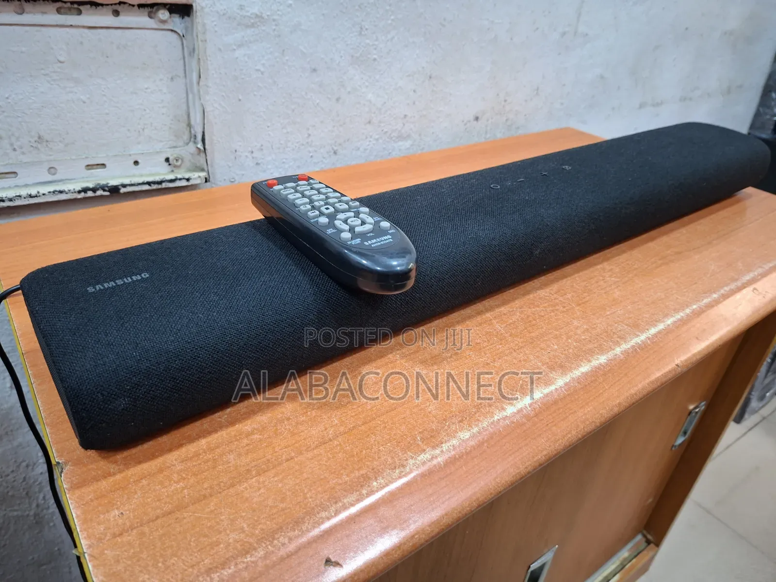 Samsung "All-in-One" Soundbar S60T