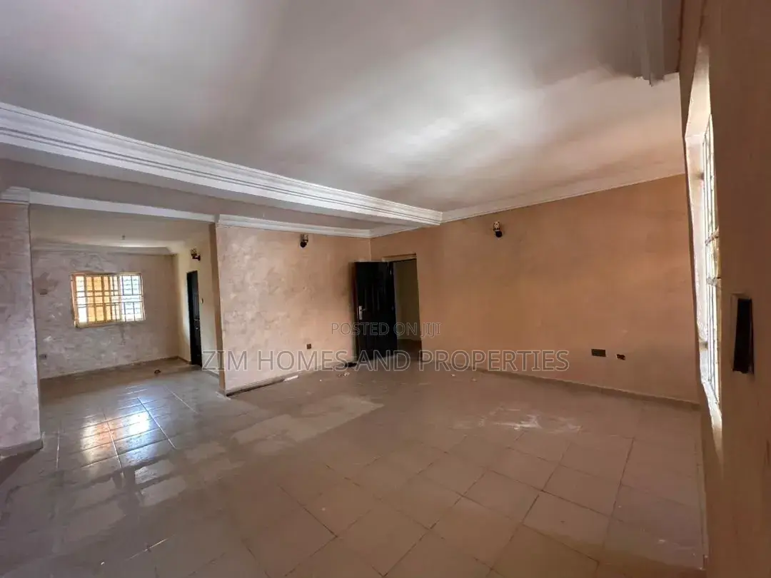 3bdrm Block of Flats in Zim Homes And, Wuye for rent