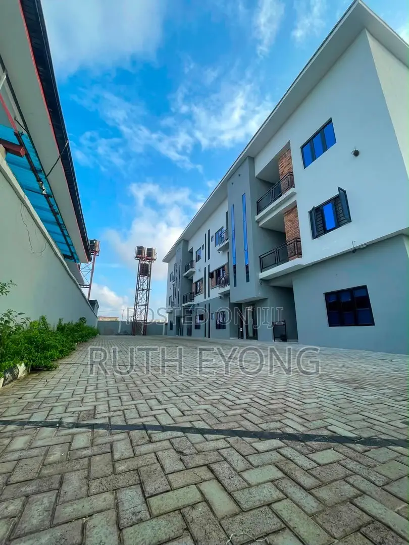 2bdrm Apartment in Abijo Gra, Sangotedo for sale