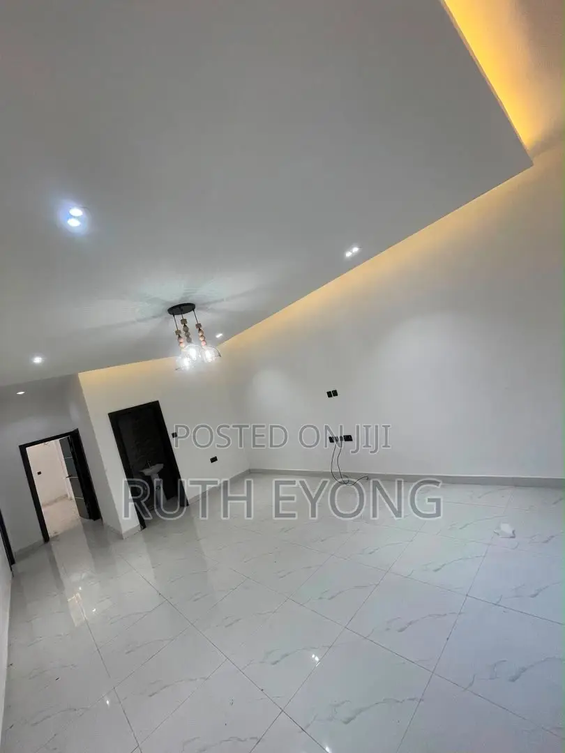 2bdrm Apartment in Abijo Gra, Sangotedo for sale