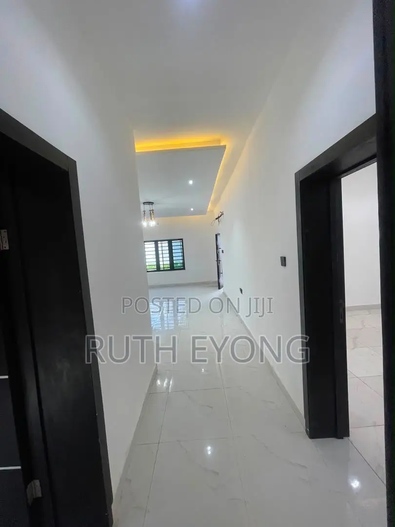 2bdrm Apartment in Abijo Gra, Sangotedo for sale