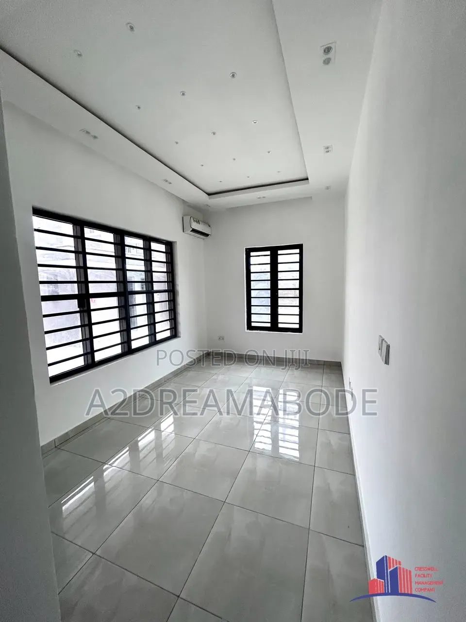 3bdrm Apartment in Lekki Phase 1 for rent