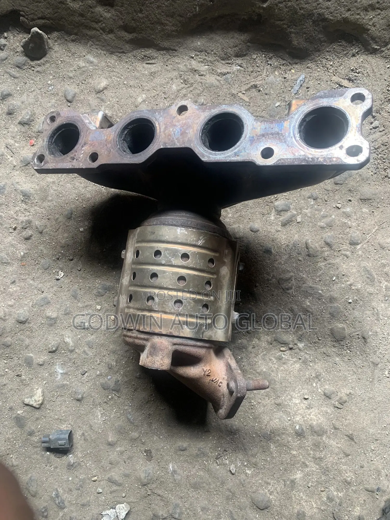 Direct Engine Catalyst Hyundai Santa Fe 2012