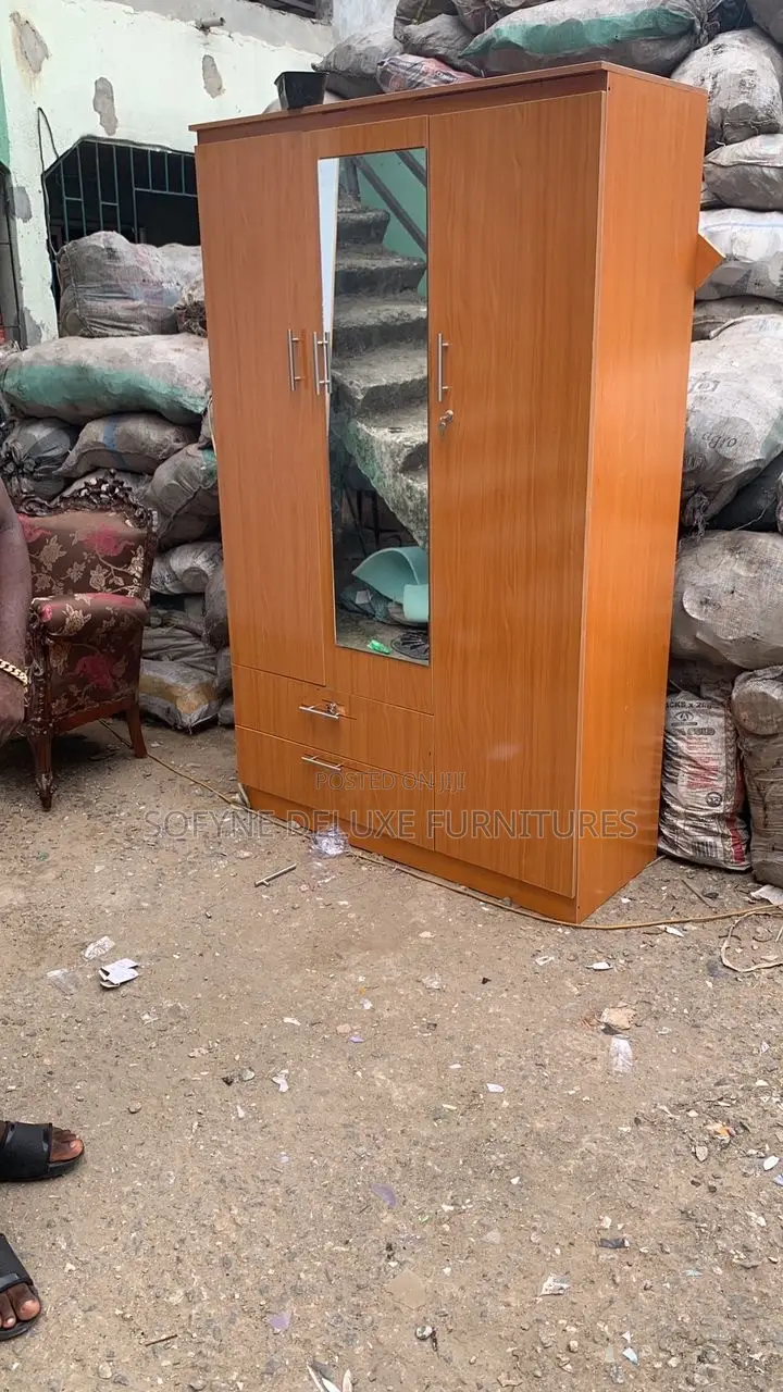 Wardrobe With Mirror
