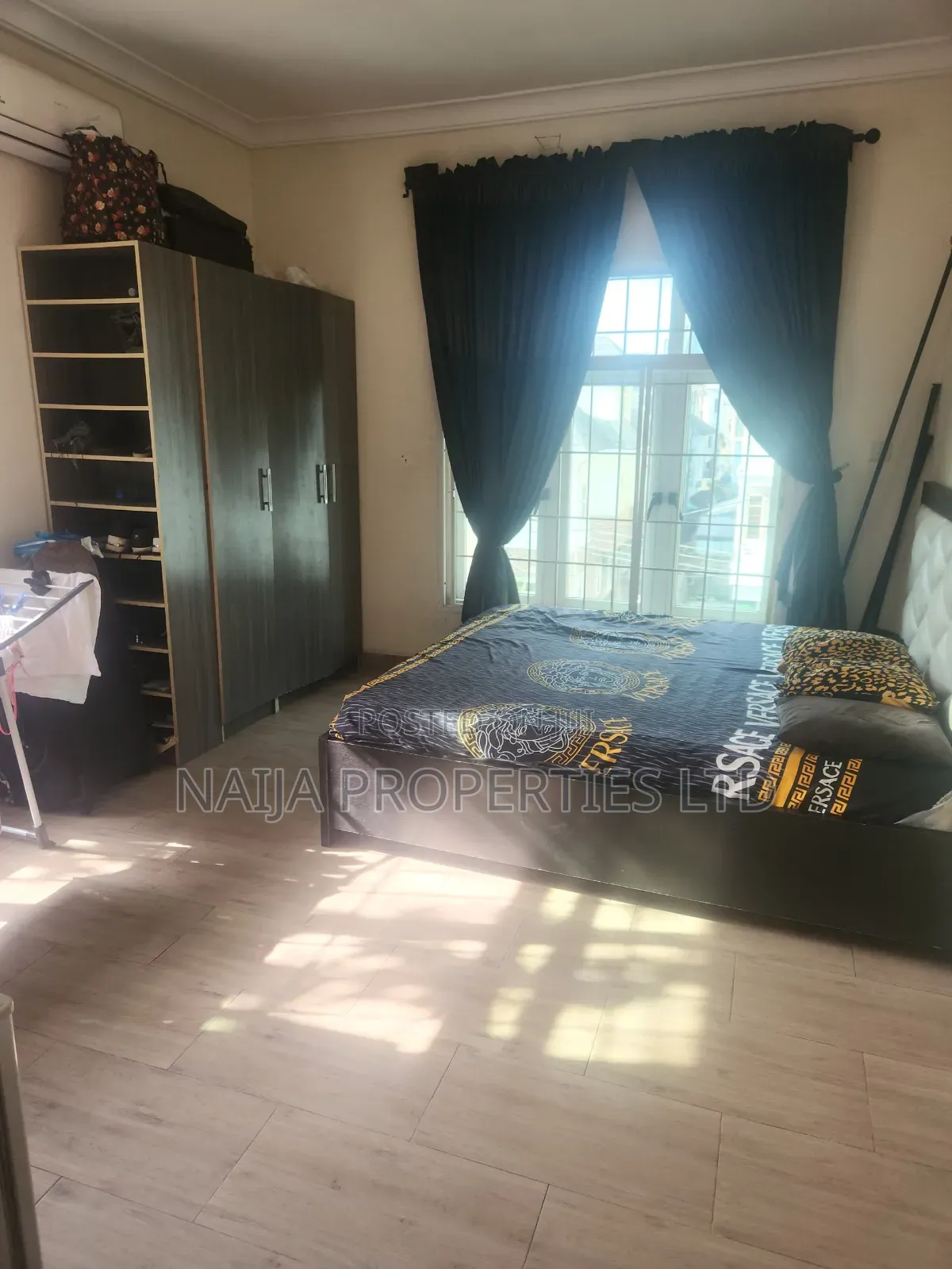 1bdrm Shared Apartment in Lekki Conservation, Chevron for rent