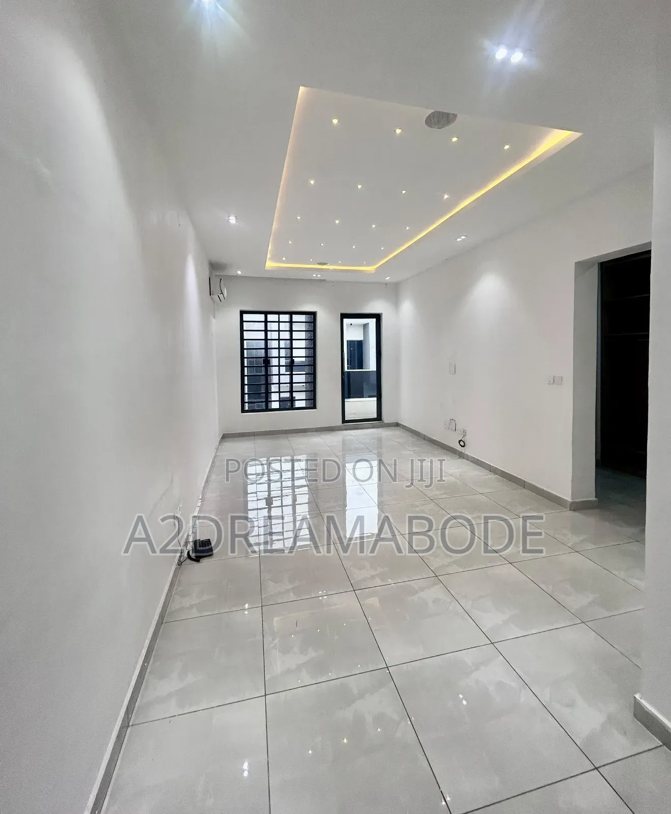 4bdrm Duplex in Off Adeola Odeku for rent