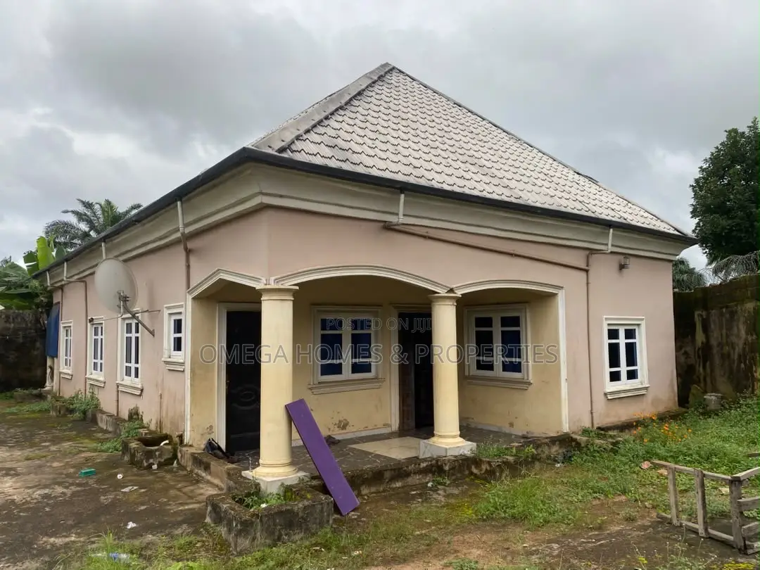 3bdrm Bungalow in Umuana, Umuahia for rent