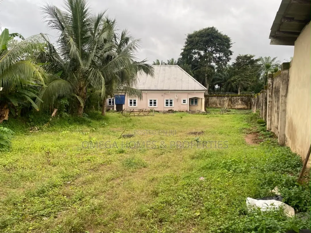 3bdrm Bungalow in Umuana, Umuahia for rent