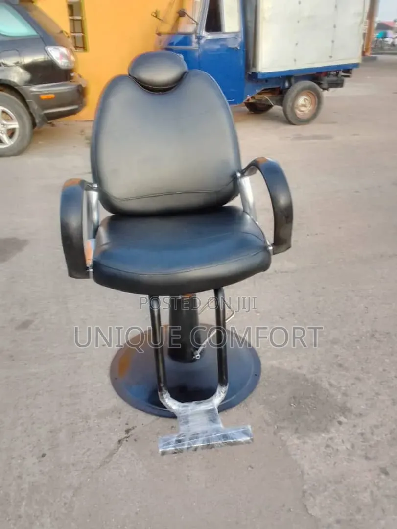 Imported Executive Stylist/Barber Rolling Chair