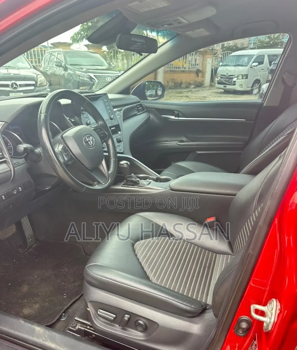 Toyota Camry 2021 Red
