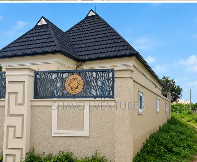 3bdrm Bungalow in Abiola Gasline, Ado-Odo/Ota for sale