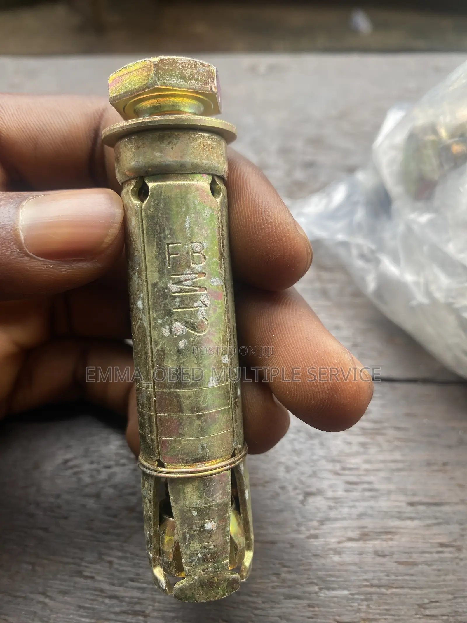 M12 Expansion Bolt