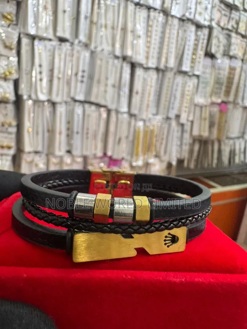 Cute Leather Bracelet OG 7v