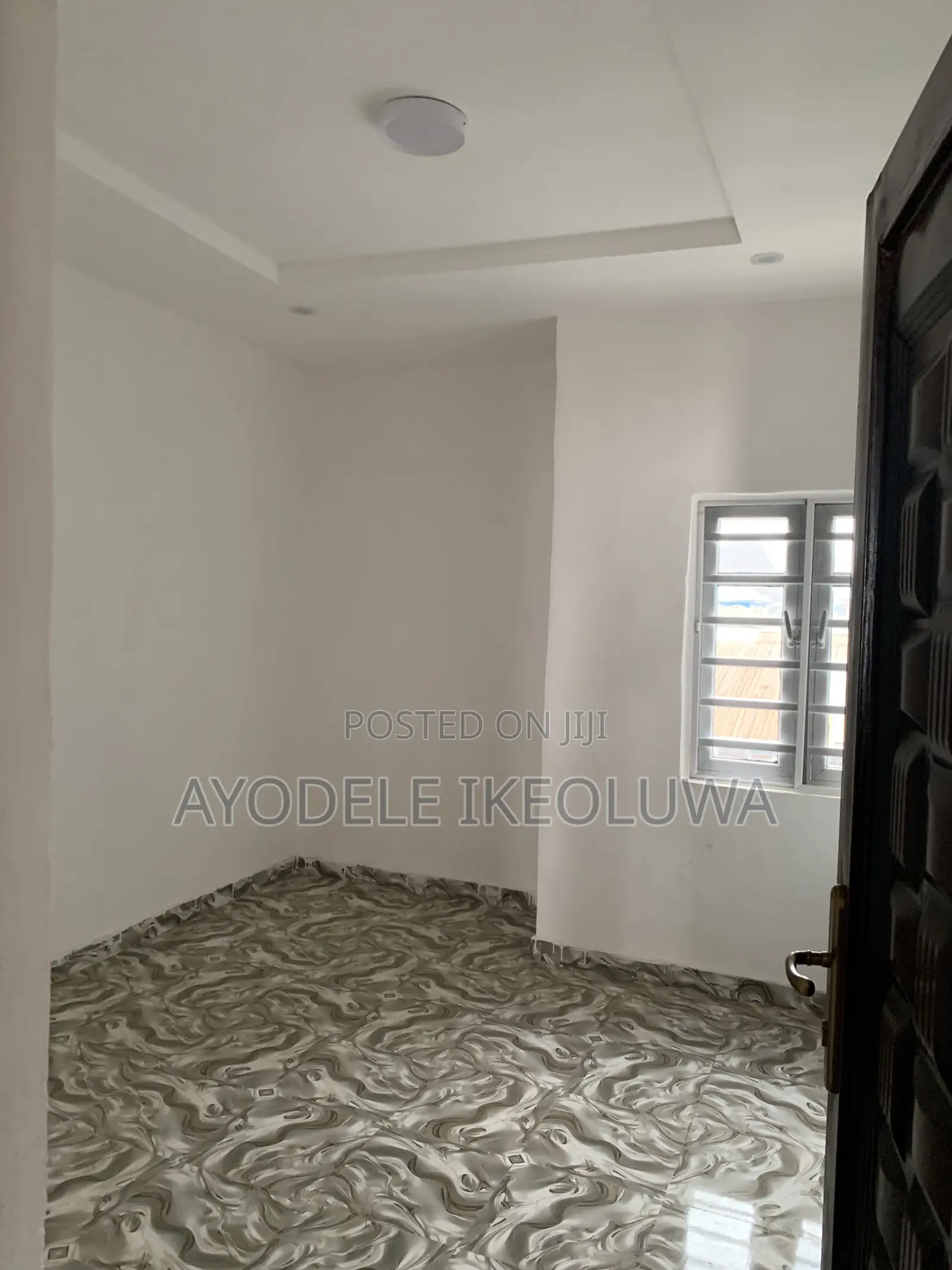 Mini Flat in Akesan for rent