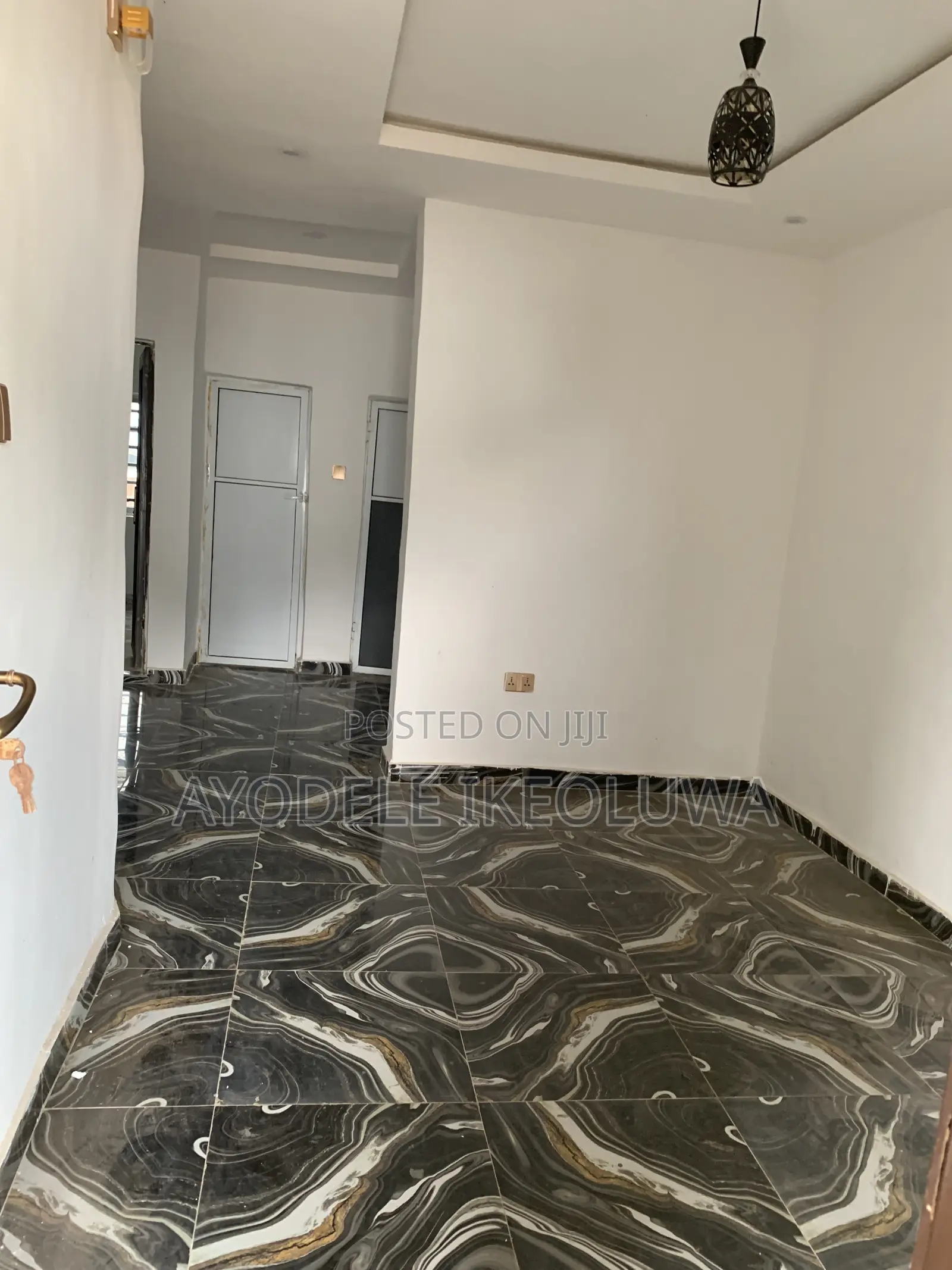 Mini Flat in Akesan for rent
