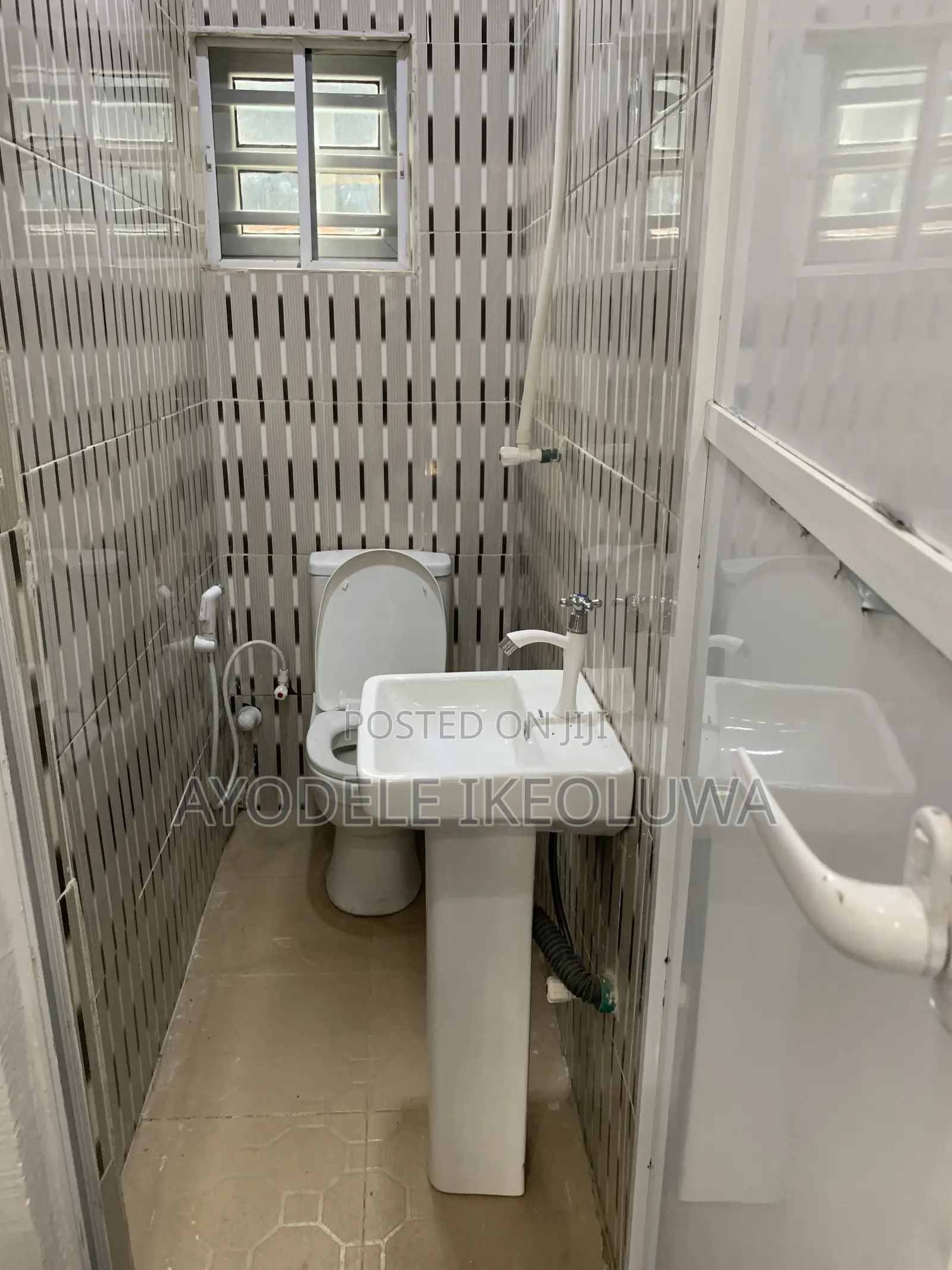 Mini Flat in Akesan for rent