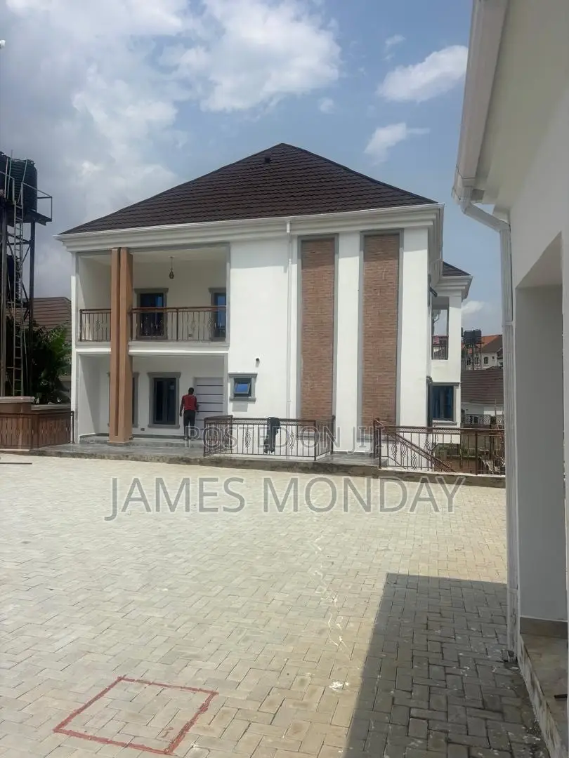 6bdrm Duplex in Naf Valley Estate for rent