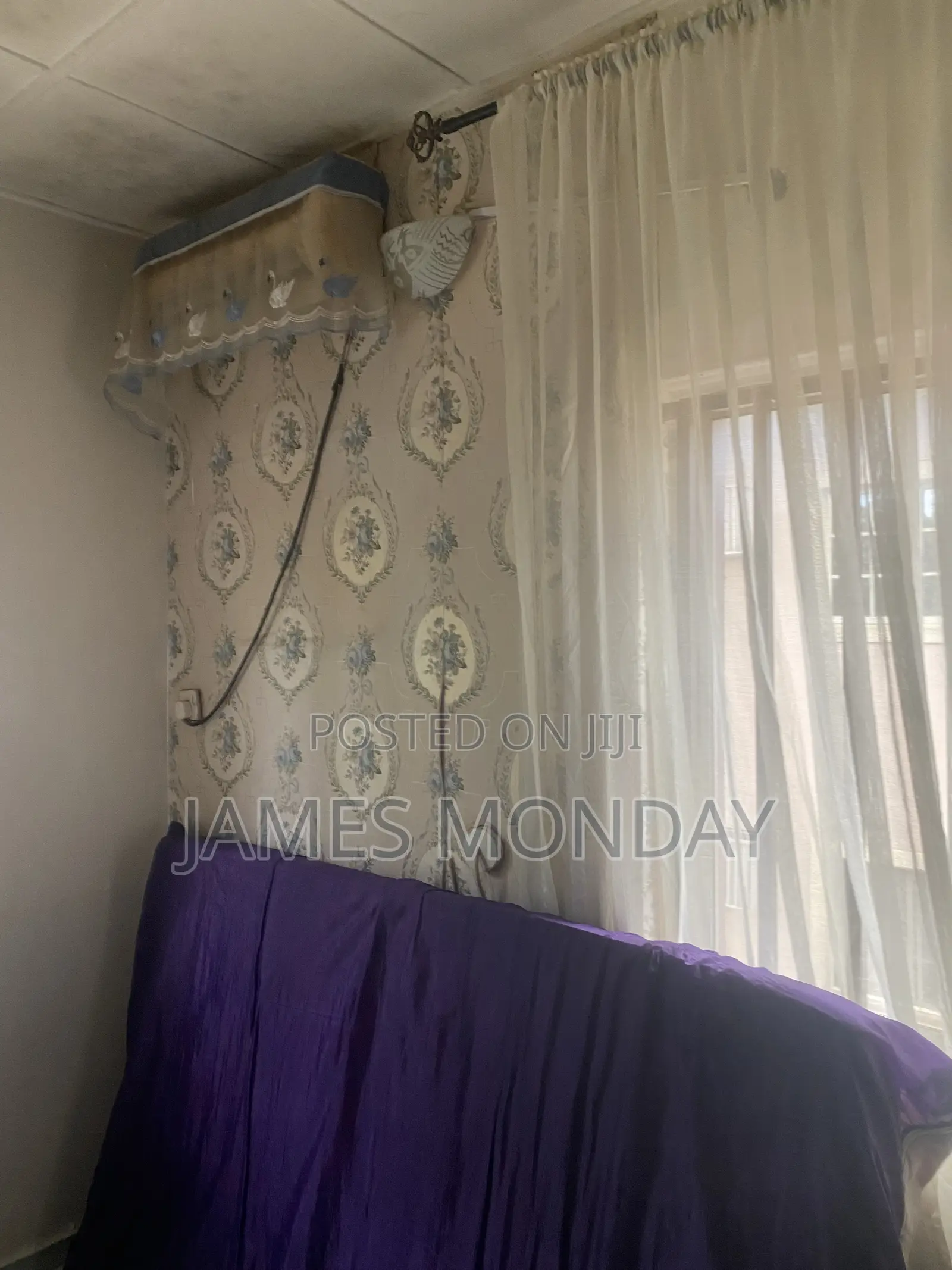 1bdrm Bedsitter in Private Residence, Area 1 for rent