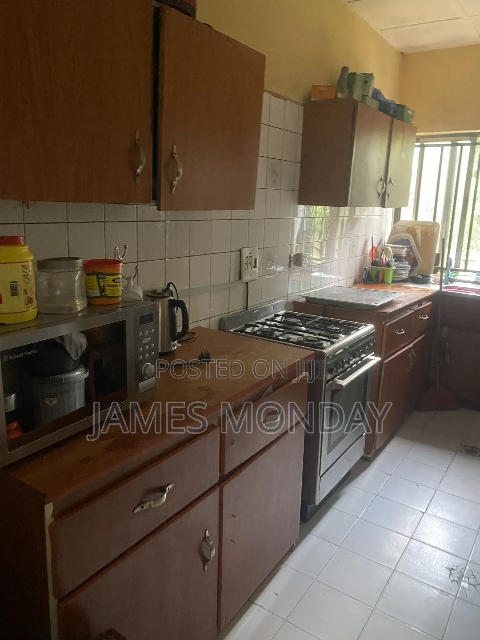 1bdrm Bedsitter in Private Residence, Area 1 for rent