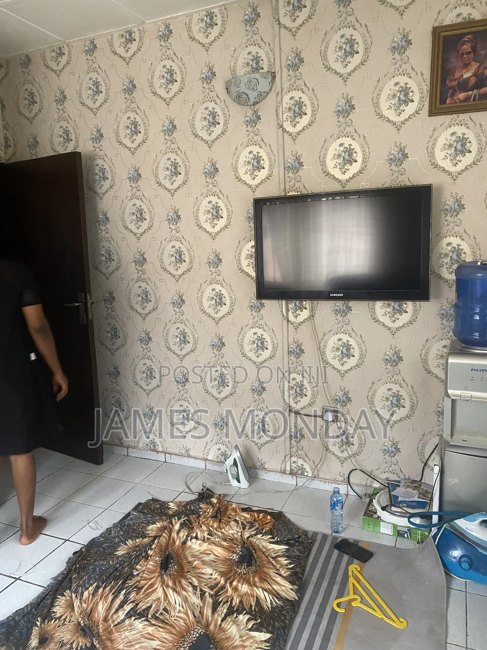 1bdrm Bedsitter in Private Residence, Area 1 for rent