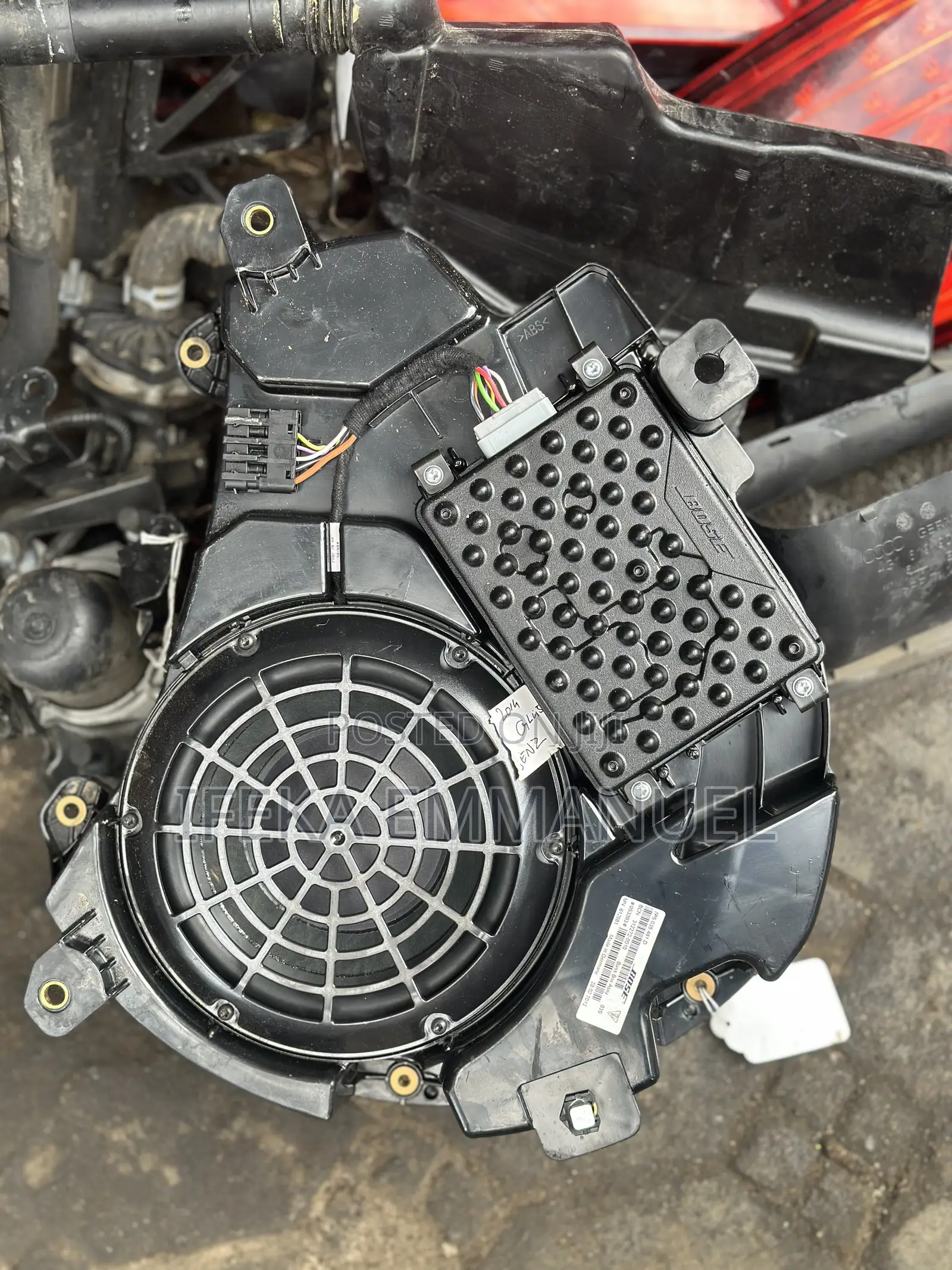 Porsche Cayenne Subwoofer Bose W/Amplifier