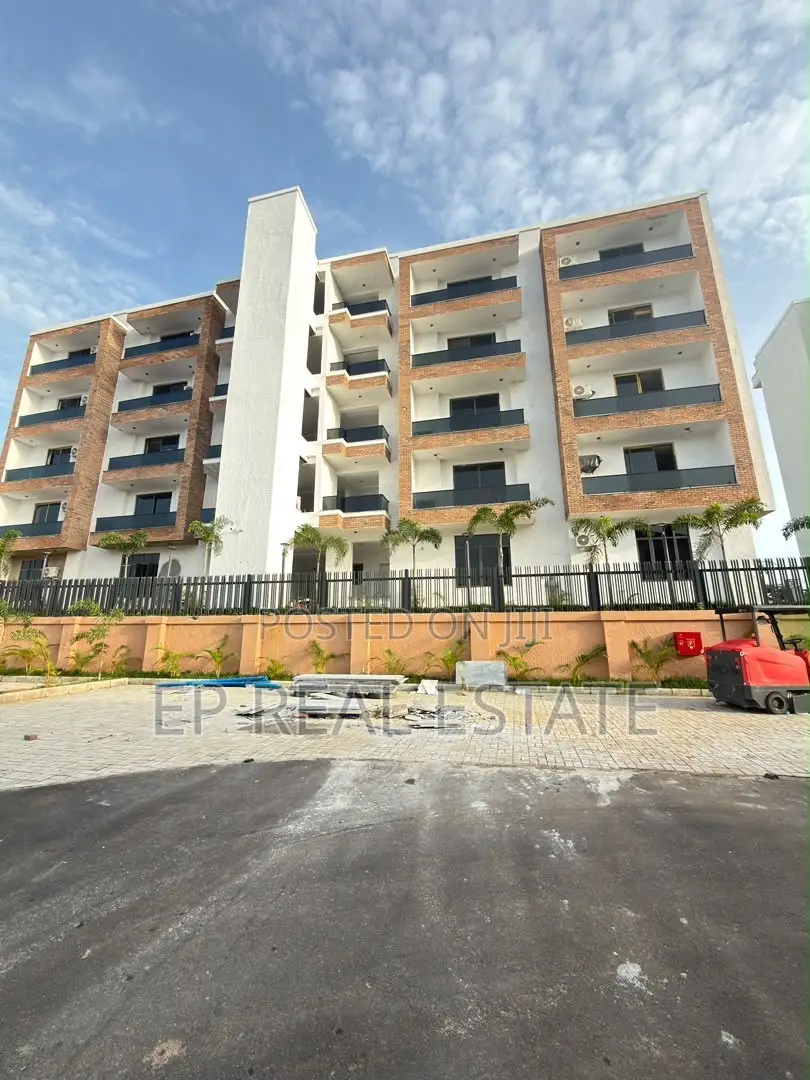 3bdrm Apartment in Asokoro for sale