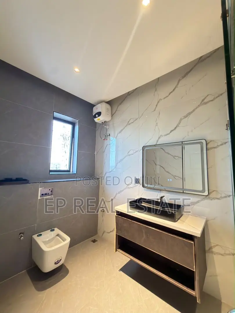 3bdrm Apartment in Asokoro for sale