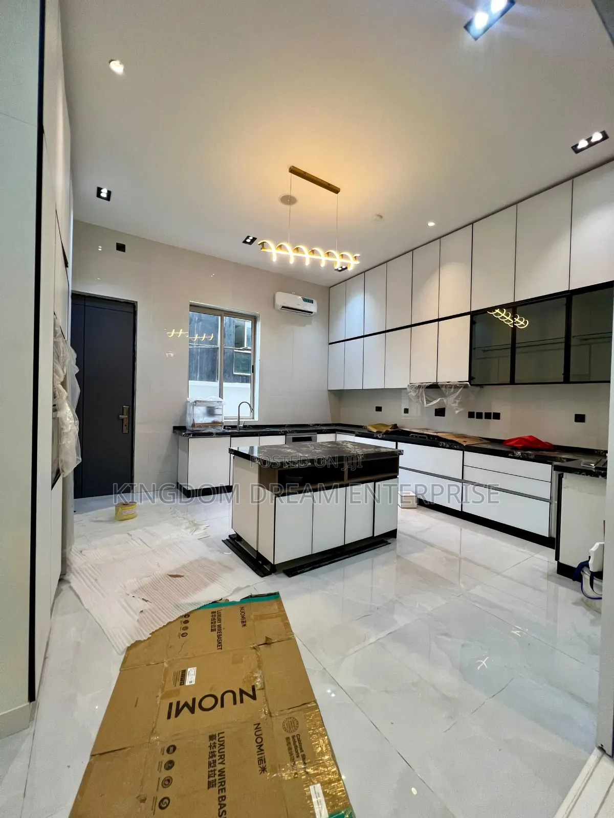 5bdrm Duplex in Old Ikoyi Lagos for sale