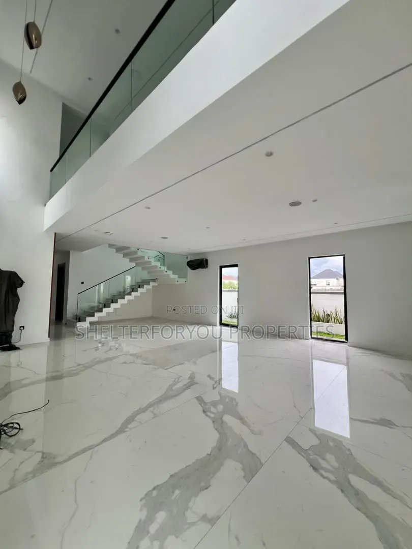 5bdrm Duplex in VGC / Ajah for sale