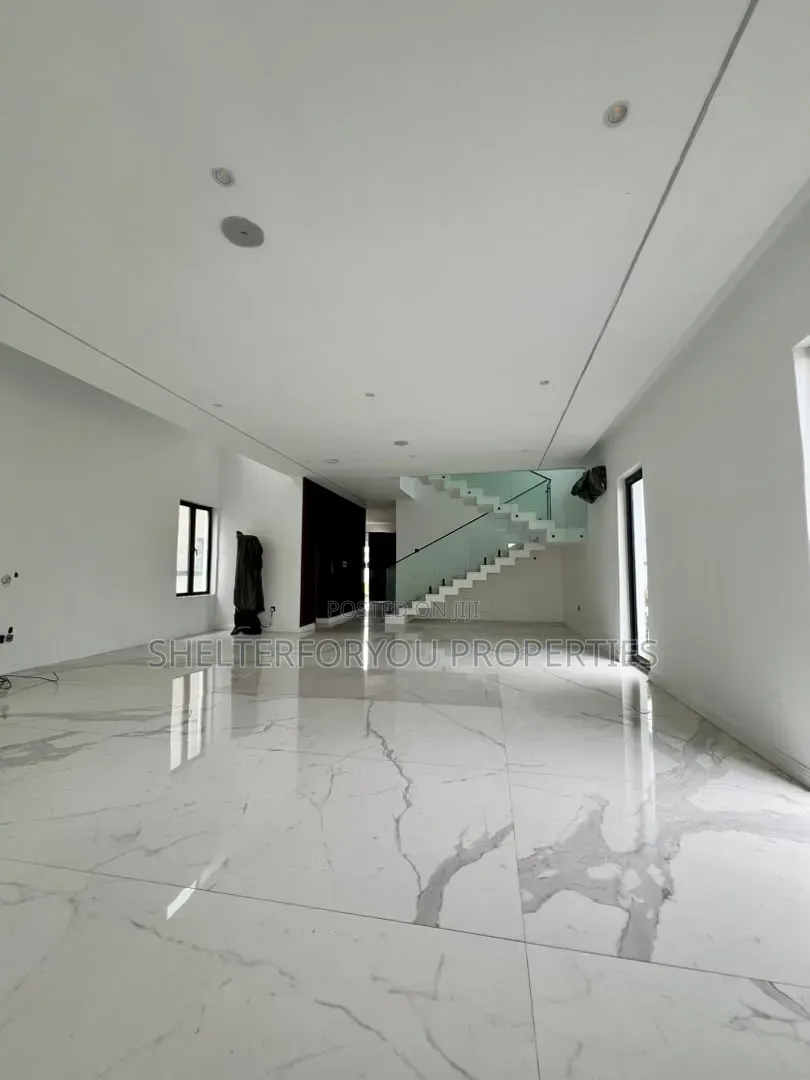 5bdrm Duplex in VGC / Ajah for sale