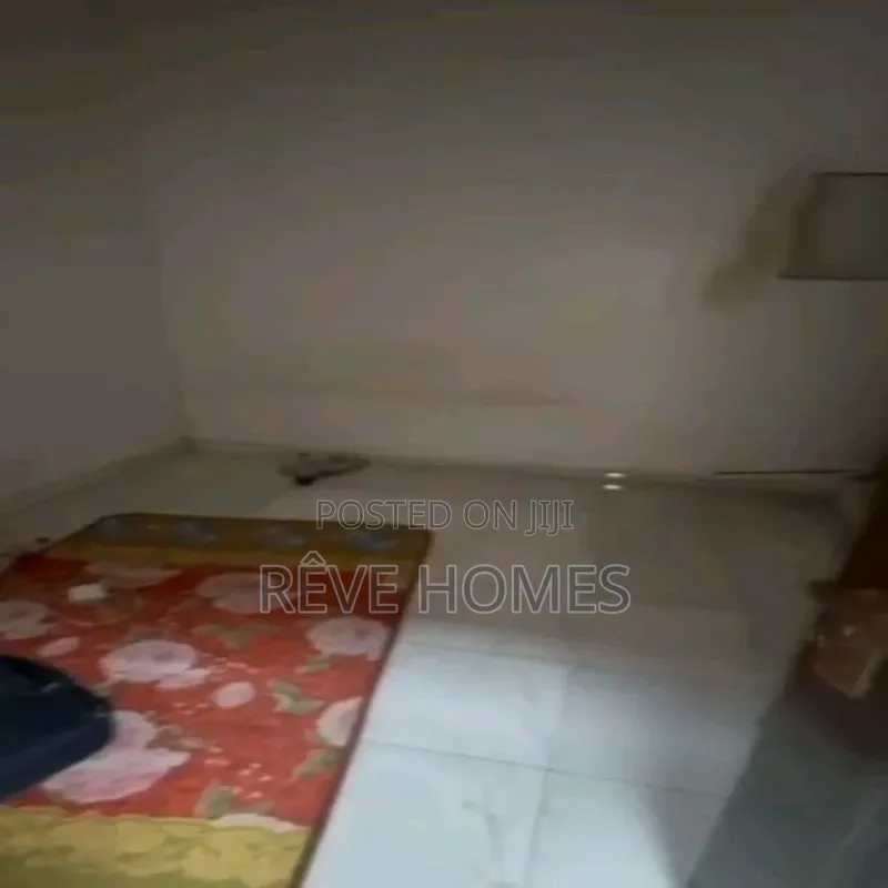 Studio Apartment in Sabo / Yaba for rent