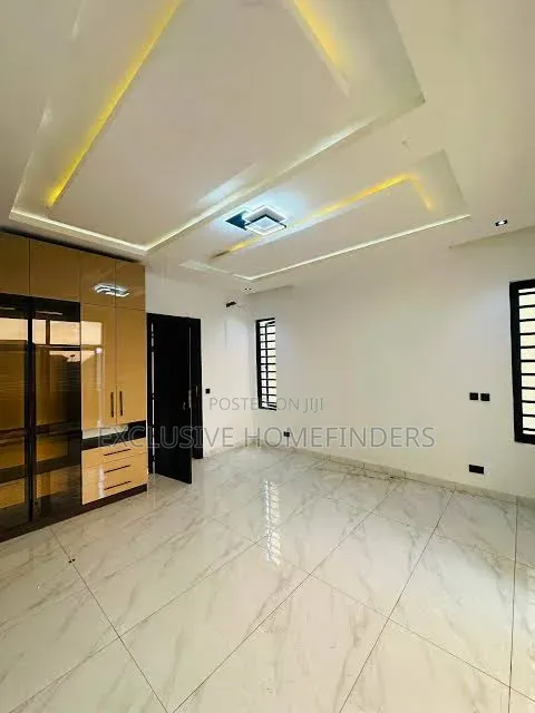 2bdrm Duplex in Emerald Duplex, Ogombo for sale